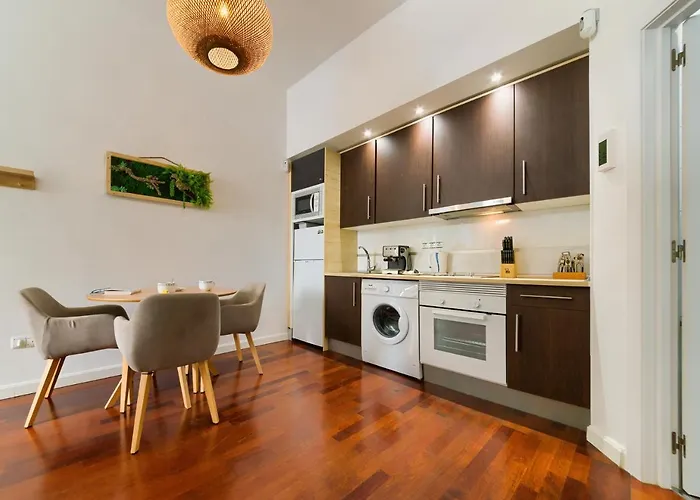 Holidays2Malaga Calderon Loft Wifi Fibra